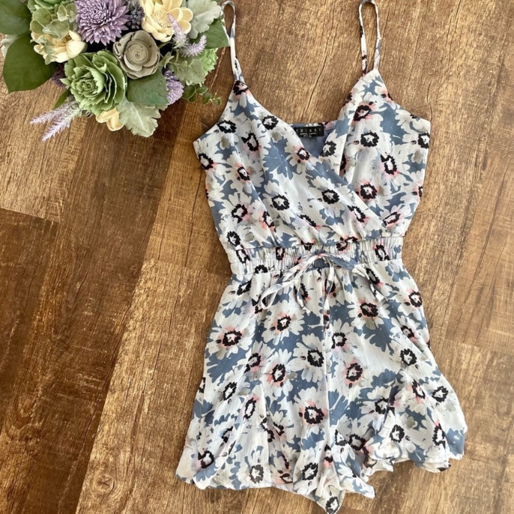 Trixxi Analisse Floral Godet Romper~Medium